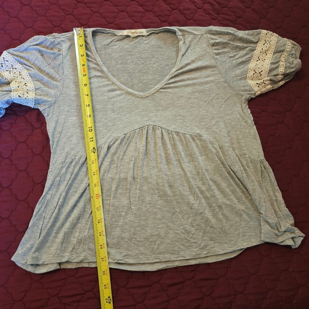 REWIND Brand, Size Medium Women's blouse‎ Lace on the Sleeves Gray - Picture 3 of 6